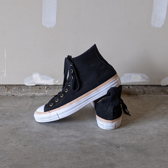Converse Chuck Taylor All Star Vachetta Leather
